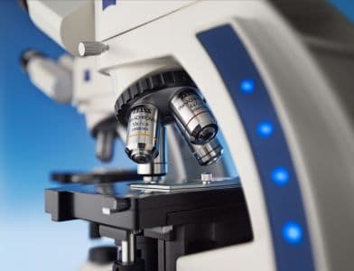 Mantenimiento correctivo y preventivo de Microscopios